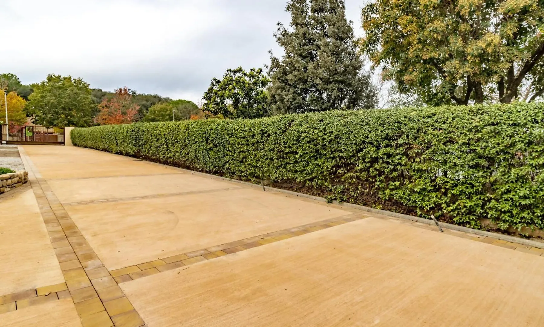 Casa Gessami Alojamiento En El Pla De Lestany Camos  Spain