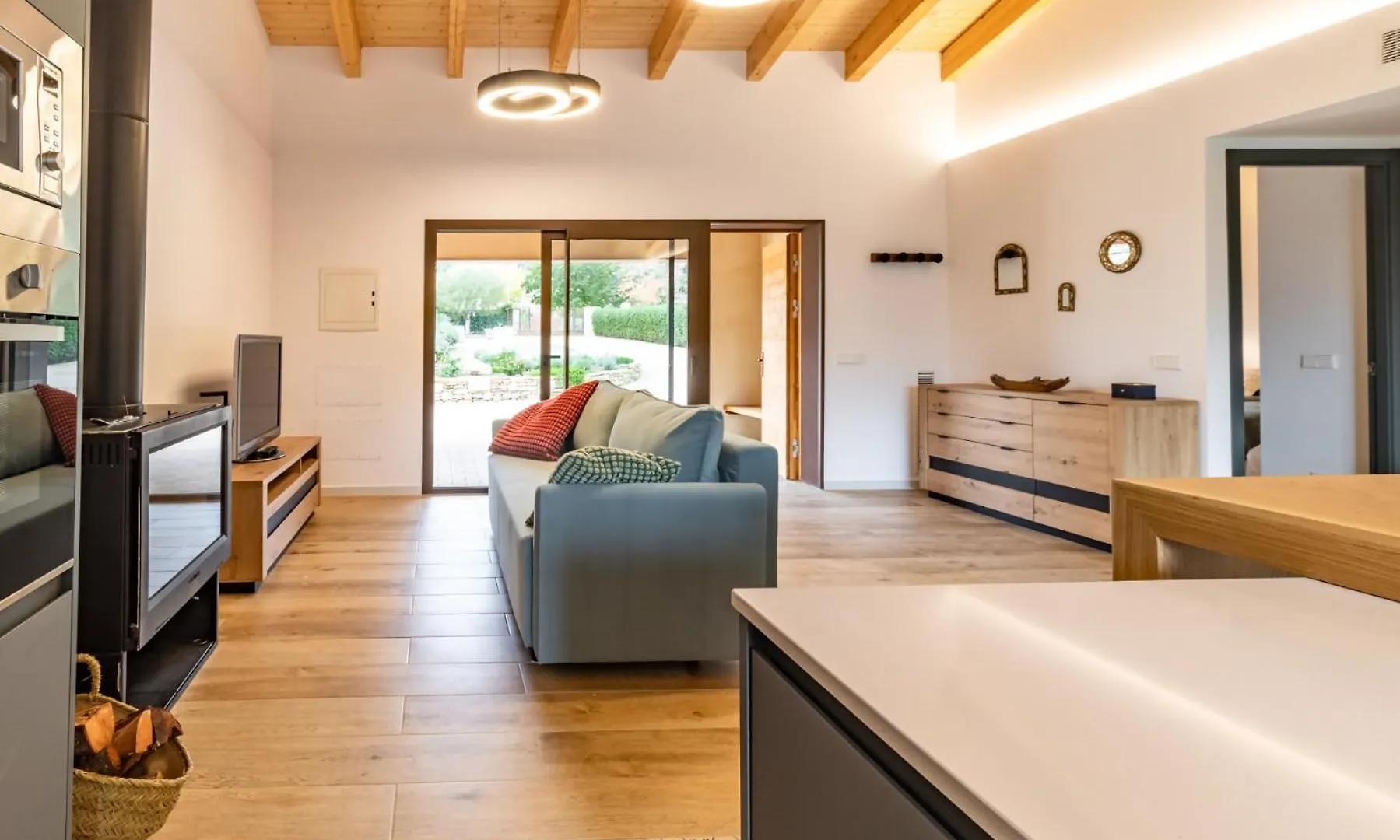 Casa Gessami Alojamiento En El Pla De Lestany Camos  0*, Camos (Catalonia)